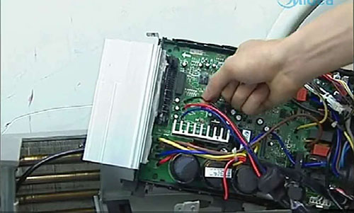 南海美的空调电话是多少